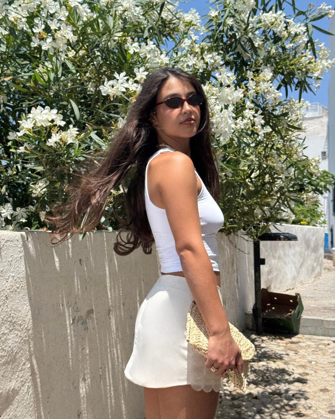 Shell skirt